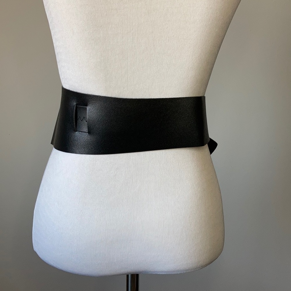 ReStocked NWT Vegan Leather Asymmetrical Wide Black Obi - Picture 5 of 10